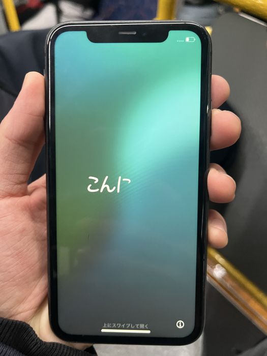 Продам айфон 11