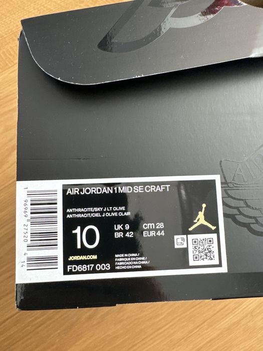 Air Jordan 1 Mid SE Craft "Anthracite Light Olive", 44 EU/28