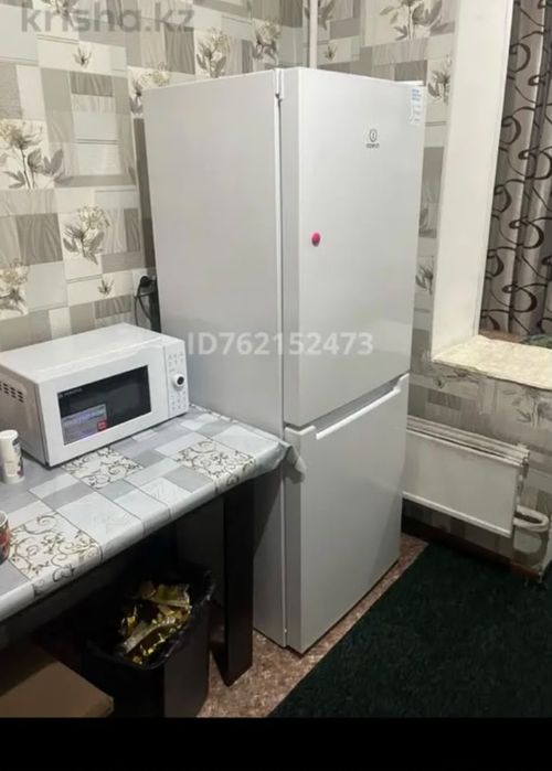 3х ком. кв. продам в 10мкр дом 35