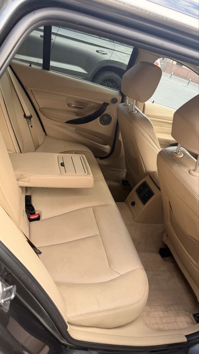 Seria 3 - F31 //Harman//Confort Acces-Keyless//Xenon Matrix//Panoramic//FULL//