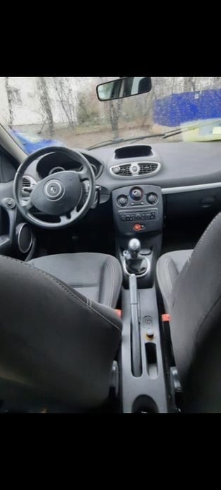 Renault Clio Estate 1.5 diesel 85 cai Romania