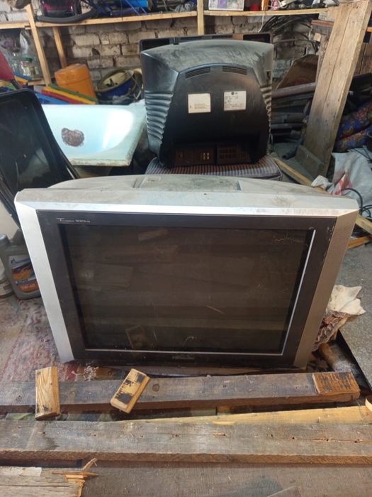 Продам телевизор б/у