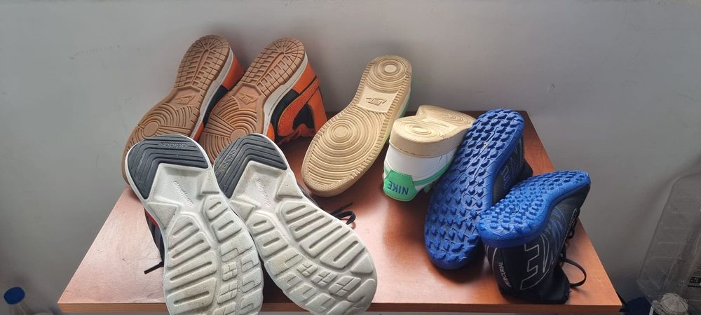 Nike Court Vison Nike Dunkhigh Nike fotbal Mercurial  Adidas