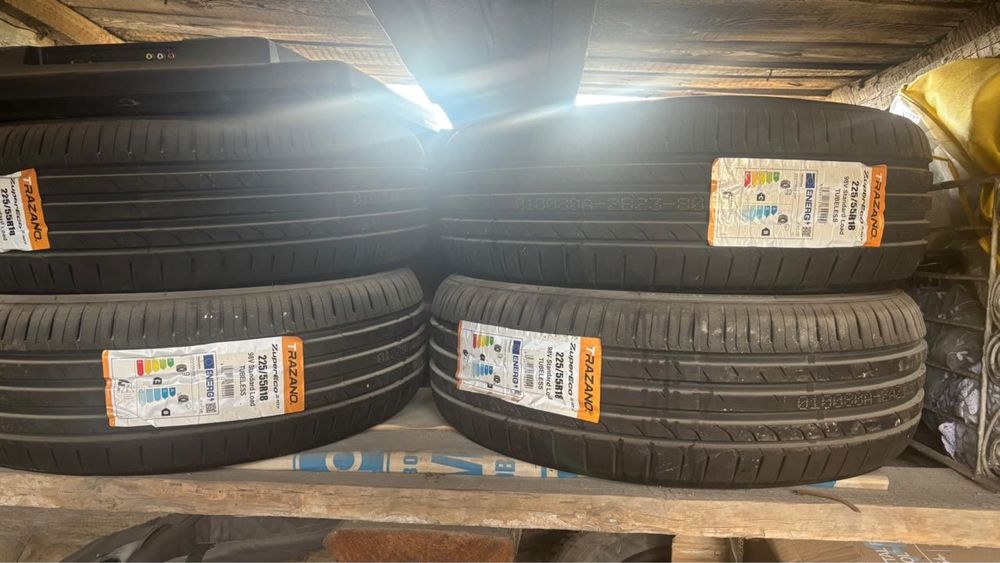Продам новый комплект летних шин