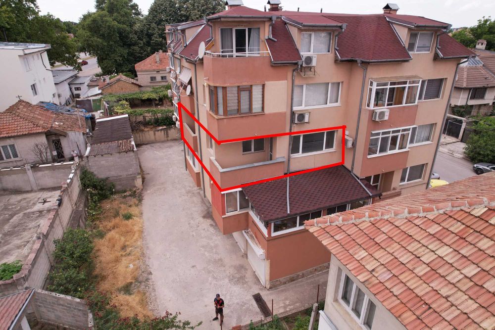 Продавам 2-СТАЕН - град Добрич, Пинета, паметник Пейо Буюклията