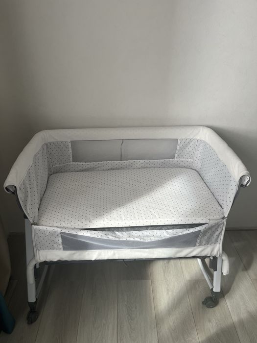 Продам кроватку люльку