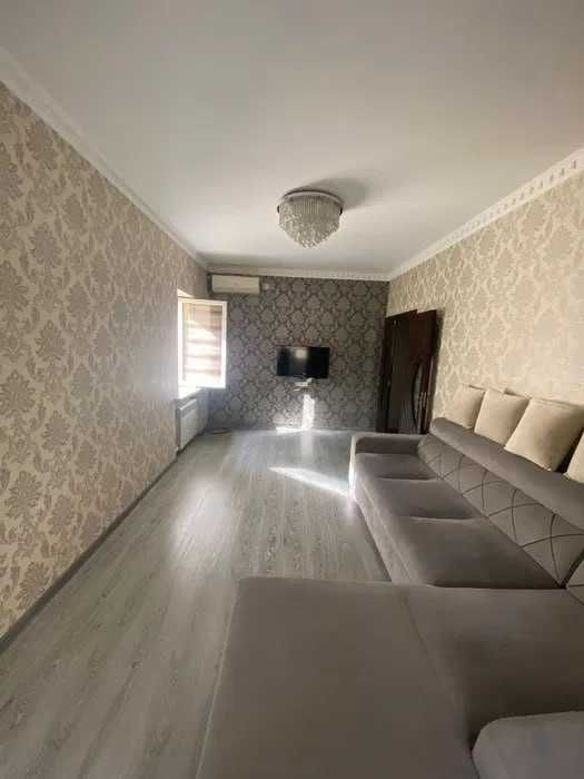 Сдаётся квартира 2/2/4 на ор-р Мирзо-Улугбекский Карасу 1