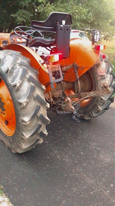 Vand Tractor Fiat 411