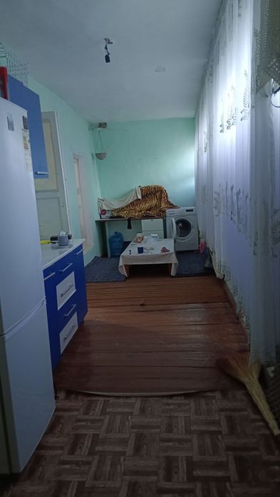 Уй сотилади 8 сотох, 3 хона