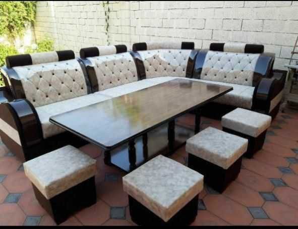 Yumshoq mebellar Ugaloglar.