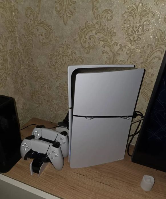 Продается Playstation 5 Slim