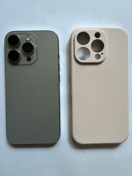 Vand Iphone 16 Pro original ca nou