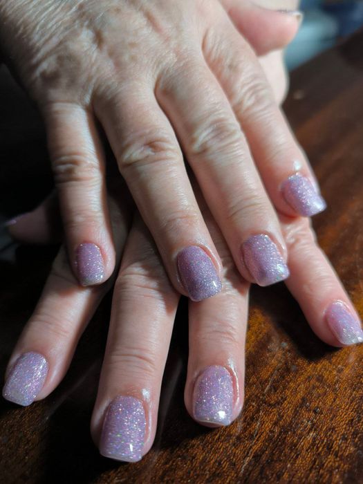 Маникюр и педикюр