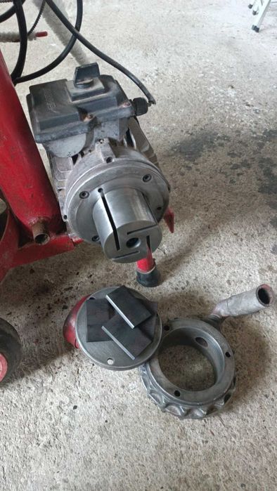 Дуилен апарат с графитни четки