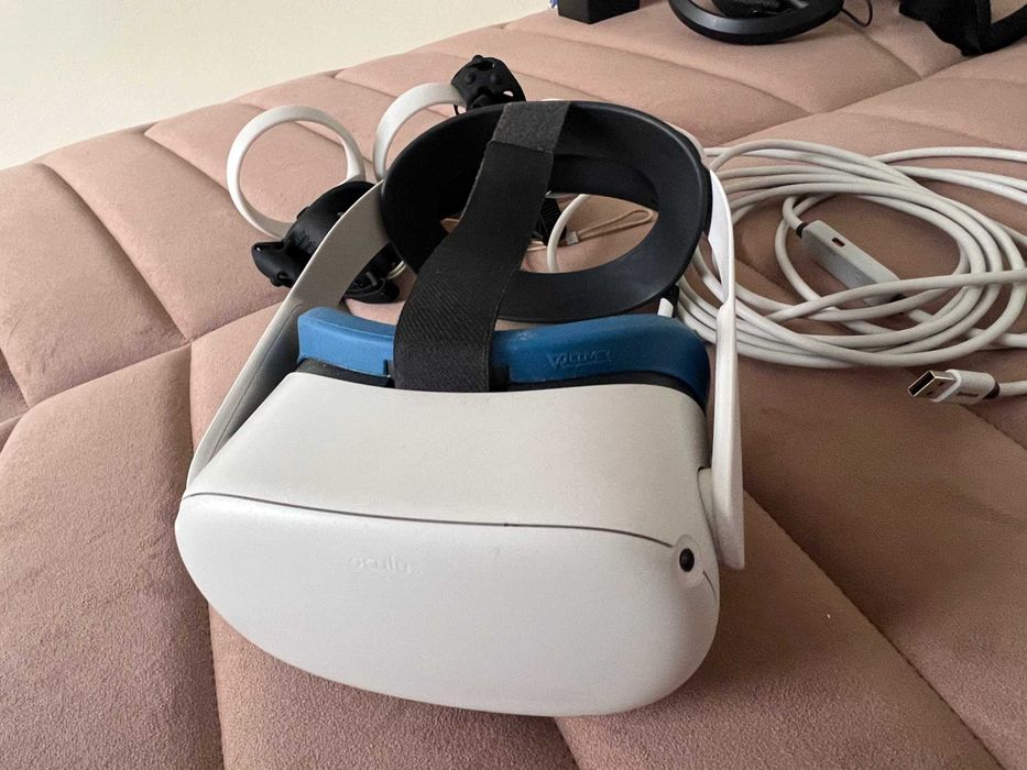 Meta Quest 2 64GB използван малко