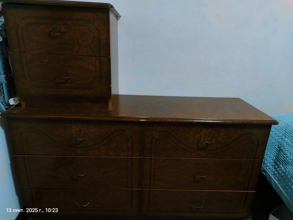 СРОЧНО продается спальный гарнитур