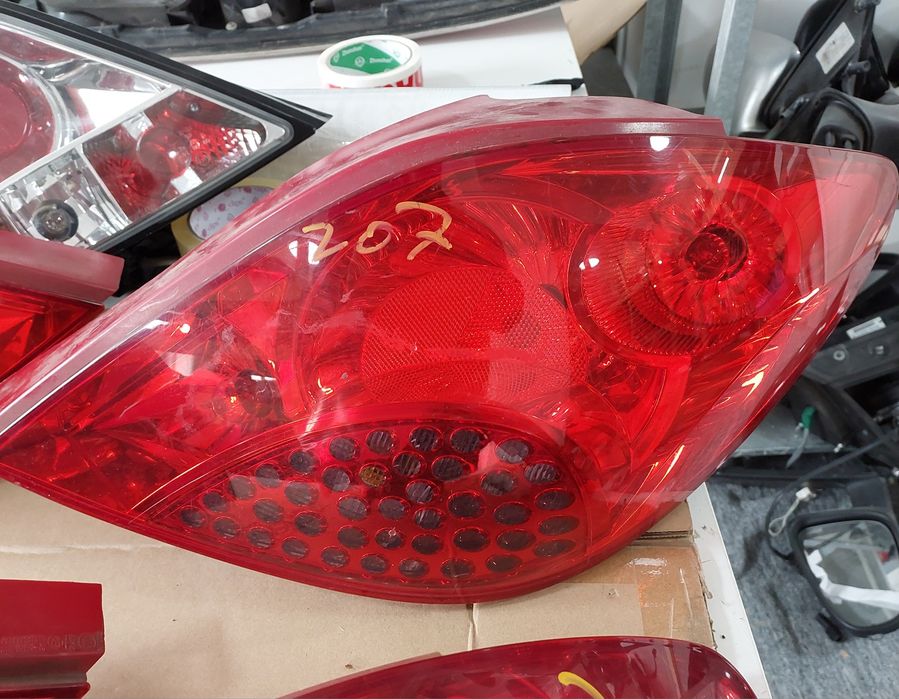 Stop tripla Stanga Dreapta Peugeot 207 european