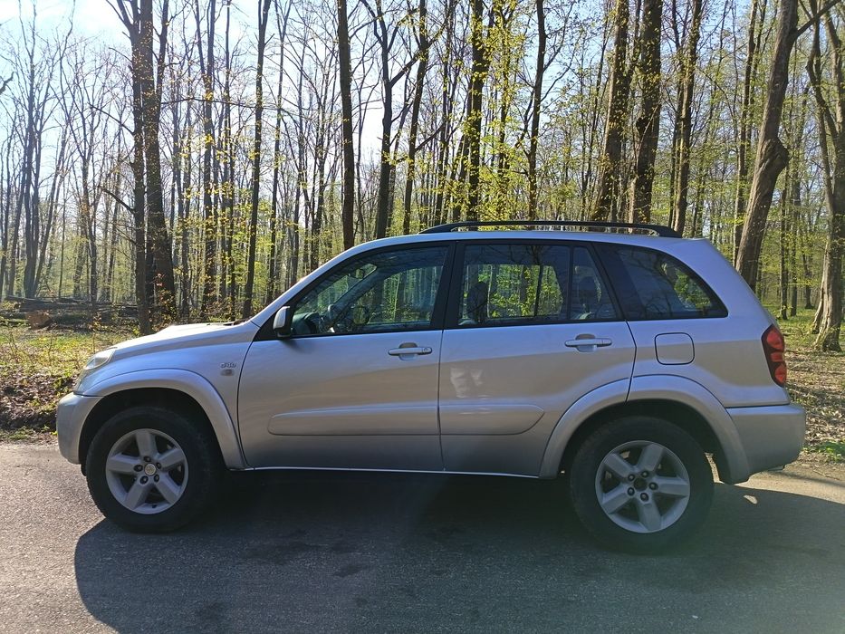 Toyota RAV4 2.0 diesel 116 cp