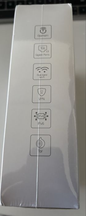 Нов рутер: Opal GL-SFT1200 travel router