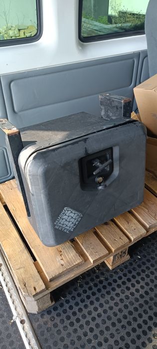 Lada scule camionetă/carosată