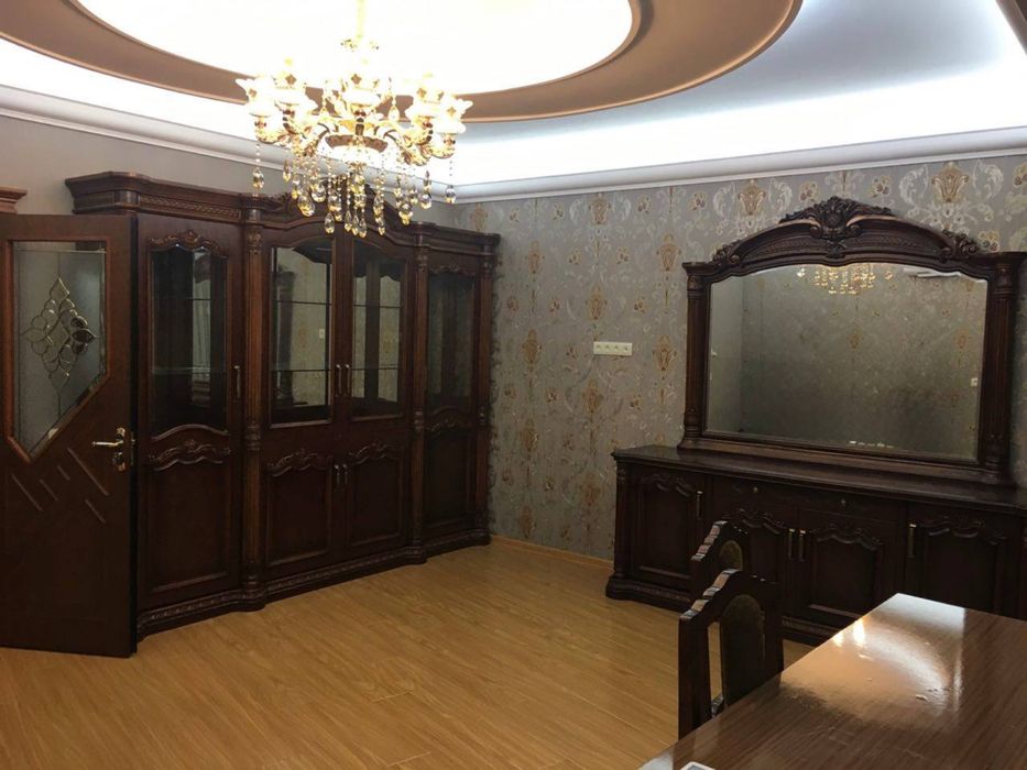 продается стенка в зал