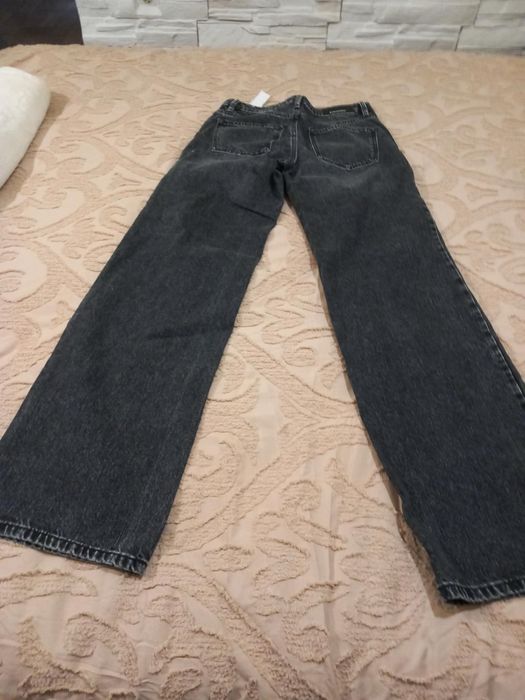 Дънки Stradivarius