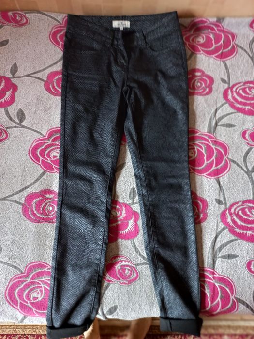 Продам брюки и спортивку