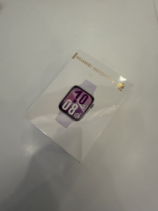 Смарт часовник Huawei Watch Fit 4