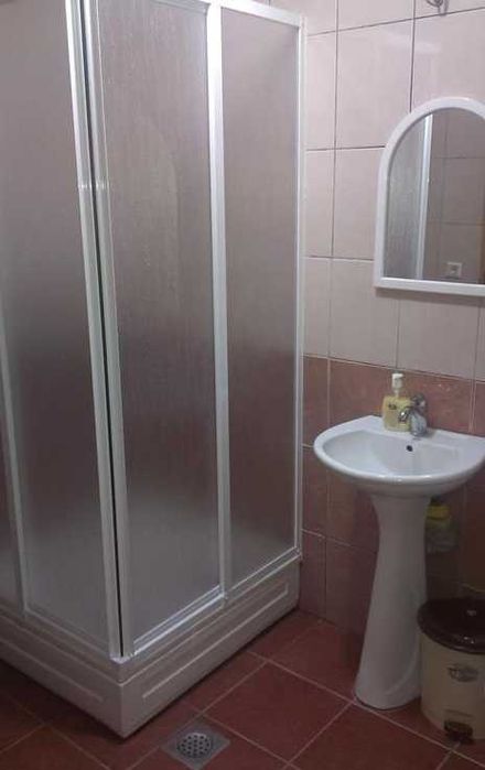 Дава се под наем Едностаен апартамент в Пловдив, Център - 27 кв.м за 122.4 € - Снимка #1