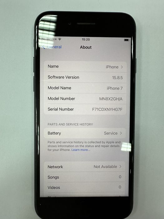 iPhone 7 - 32 GB, impecabil cu accesorii originale