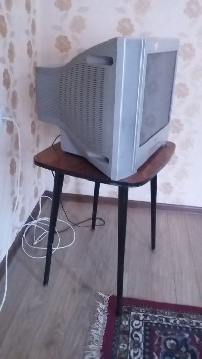 СРОЧНО! Телевизор СОНИ, 2005г.в, б/у.