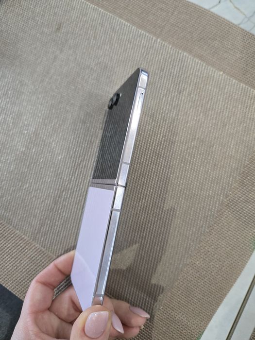 Смартфон Samsung Galaxy Z Flip5, 8GB RAM, 256GB, 5G, Lavender