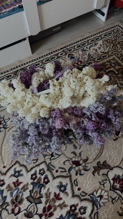 Корзина цветов сирень