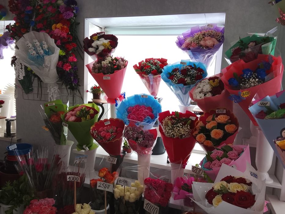 Продается цветочный в Майкудуке Ирис.