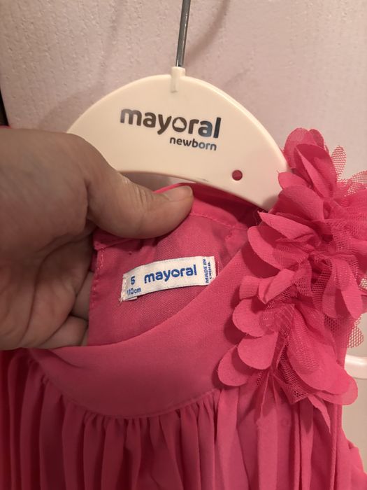 Розова рокля mayoral плисе 5г
