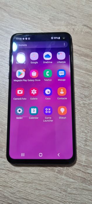 Vând Samsung galaxy s10e
