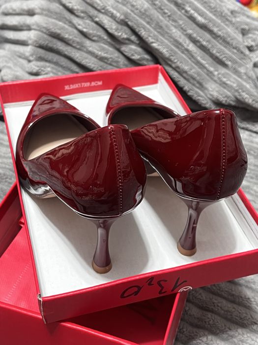 Туфли бордовые женские