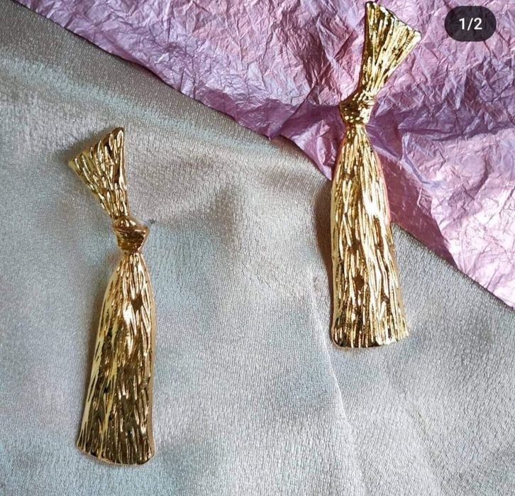 Свадебное платье с аксессуарами размер 44 46. А также свадебный ободок