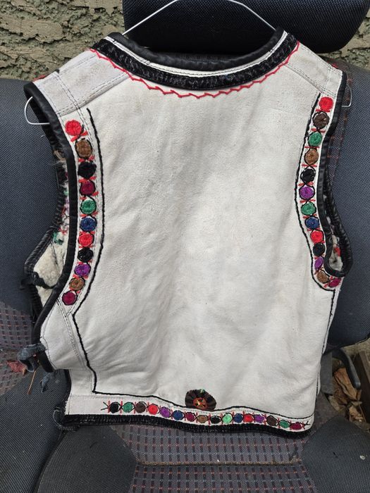 Pieptare cusute manual