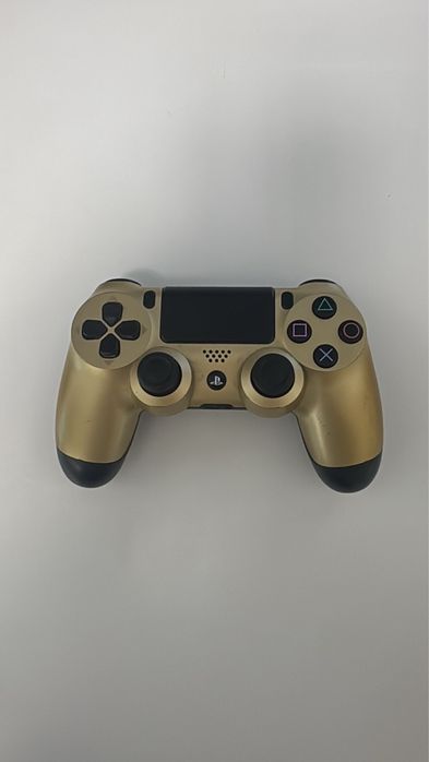 Vand controller PS4 auriu