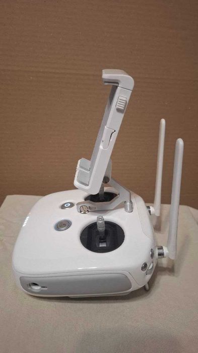 Telecomanda DJI Phantom 4 Pro / Advanced - Model GL300F