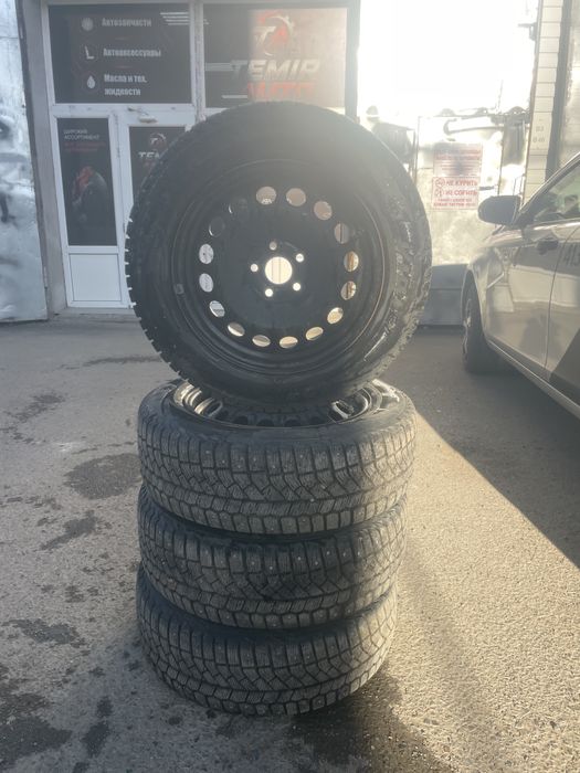 Продам шины зимние на 16