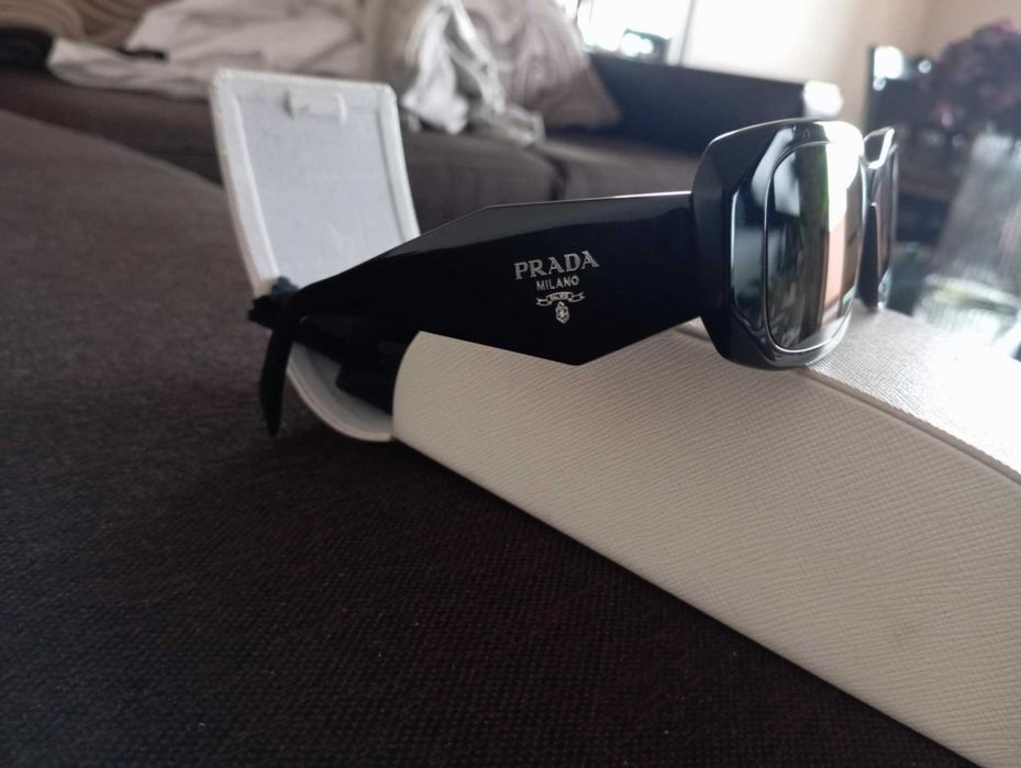 Prada очила оригинални