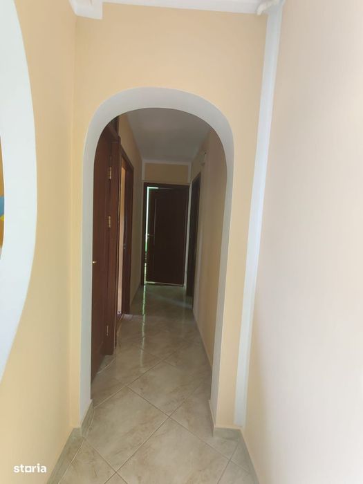 Apartament 3 camere, Târgoviște, Micro 4