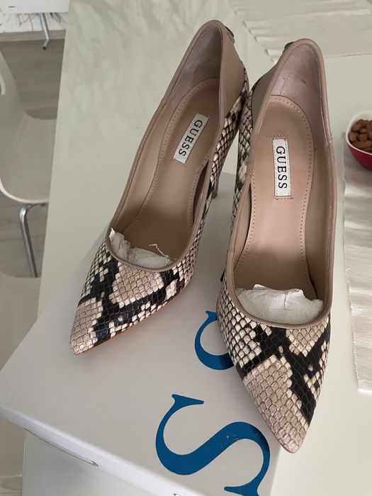 Обувки естествена кожа 36