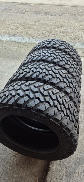 4 anvelope M+S Nitro 325/50/22.Pretul este pe bucata.