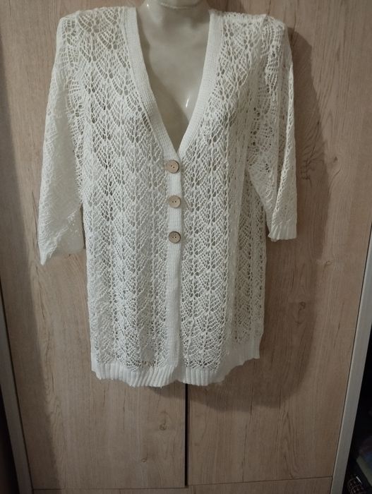 Продам новые майки размер 52-54