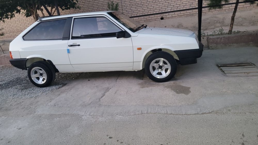 Продаю Лада 2108