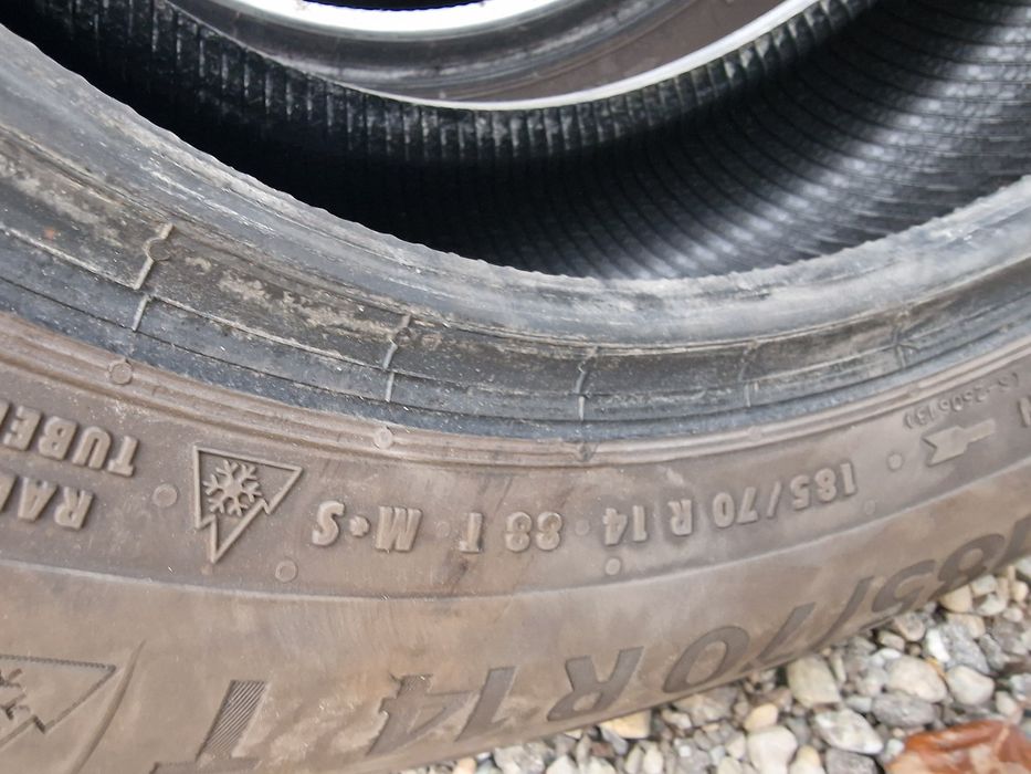 Anvelope 185/70R14 marca Continental, M+S, DOT 2022