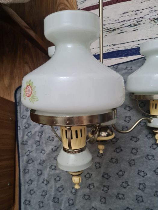 Продаётся настенное бра.